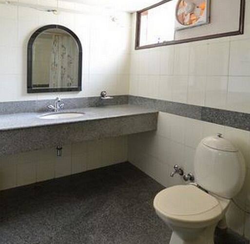 Hotel A Square Continental, New Delhi 3